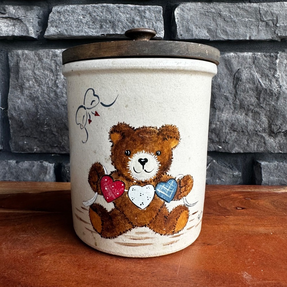 Vintage 80s Roseville Pottery 1 Quart Crock Jar Teddy Bear w/ Lid Granny Cottage